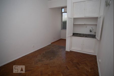 Sala de apartamento para alugar com 1 quarto, 25m² em Centro, Rio de Janeiro