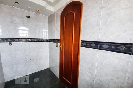 Casa à venda com 606m², 4 quartos e 6 vagasBanheiro da Suíte 4