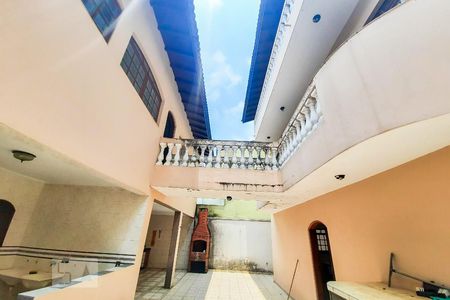 Casa à venda com 606m², 4 quartos e 6 vagasVaranda Fundos