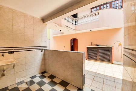 Casa à venda com 606m², 4 quartos e 6 vagasÁrea de Serviço