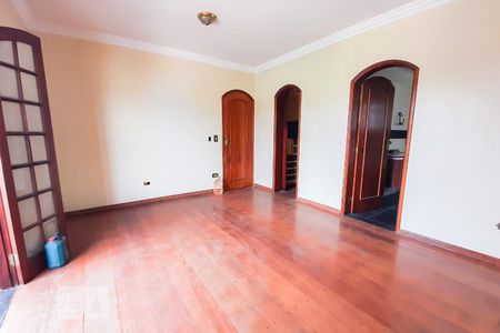 Casa à venda com 606m², 4 quartos e 6 vagasSuíte 1