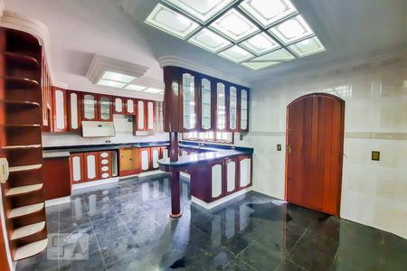 Casa à venda com 606m², 4 quartos e 6 vagasCozinha