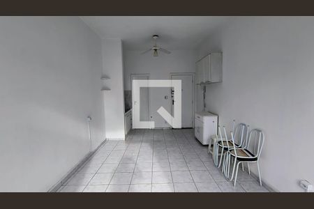 Sala/Quarto de kitnet/studio para alugar com 1 quarto, 40m² em Liberdade, São Paulo