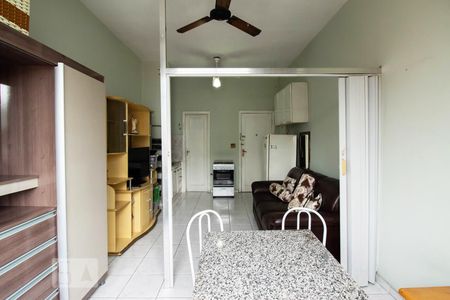 Sala de kitnet/studio à venda com 1 quarto, 40m² em Liberdade, São Paulo