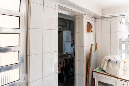 Casa à venda com 250m², 3 quartos e 4 vagas Casa à venda com 250m², 3 quartos e 4 vagasÁrea de Serviço