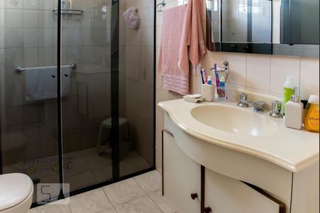 Casa à venda com 250m², 3 quartos e 4 vagas Casa à venda com 250m², 3 quartos e 4 vagasBanheiro 2