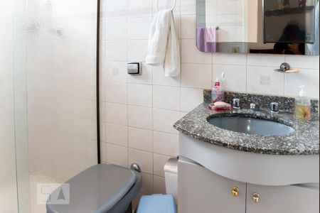 Casa à venda com 250m², 3 quartos e 4 vagas Casa à venda com 250m², 3 quartos e 4 vagasBanheiro da Suíte