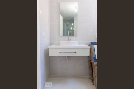 Apartamento à venda com 78m², 2 quartos e 2 vagasBanheiro