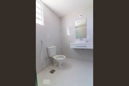 Apartamento à venda com 78m², 2 quartos e 2 vagasBanheiro da Suíte