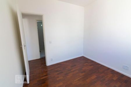Apartamento à venda com 78m², 2 quartos e 2 vagasQuarto