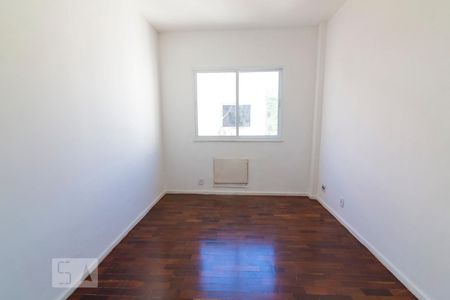 Apartamento à venda com 78m², 2 quartos e 2 vagasSuíte