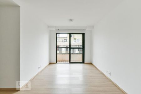 Apartamento à venda com 67m², 2 quartos e 1 vaga Apartamento à venda com 67m², 2 quartos e 1 vagaSala
