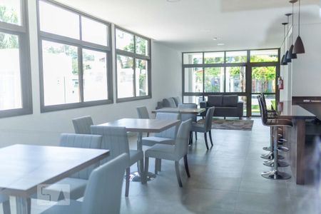 Apartamento para alugar com 95m², 3 quartos e 2 vagasÁrea comum - Salão de festas