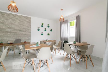 Apartamento à venda com 42m², 2 quartos e 1 vagaÁrea comum - Salão de festas