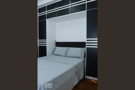 Apartamento à venda com 400m², 4 quartos e 2 vagas Apartamento à venda com 400m², 4 quartos e 2 vagasQuarto 3