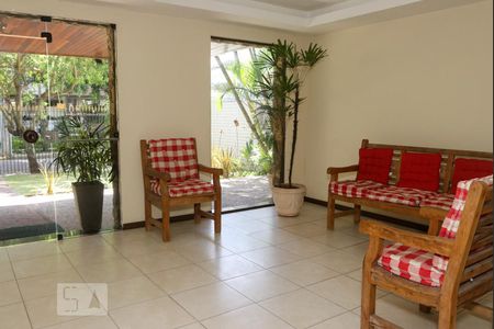 Apartamento à venda com 400m², 4 quartos e 2 vagas Apartamento à venda com 400m², 4 quartos e 2 vagasHall do Prédio