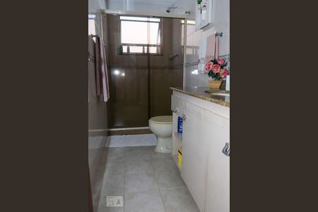 Apartamento à venda com 400m², 4 quartos e 2 vagas Apartamento à venda com 400m², 4 quartos e 2 vagasBanheiro