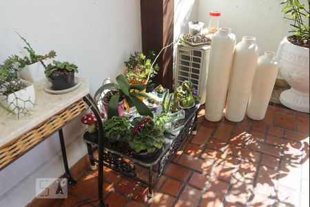 Apartamento à venda com 400m², 4 quartos e 2 vagas Apartamento à venda com 400m², 4 quartos e 2 vagasCobertura