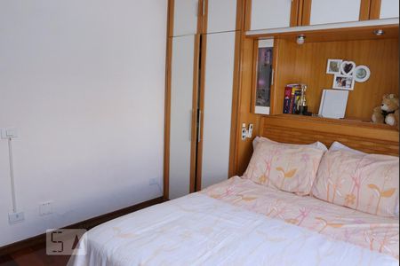 Apartamento à venda com 400m², 4 quartos e 2 vagas Apartamento à venda com 400m², 4 quartos e 2 vagasQuarto 2