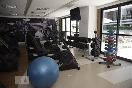 Apartamento à venda com 68m², 2 quartos e 1 vagaÁrea comum - Academia