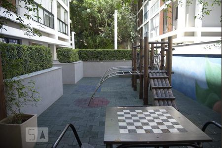 Apartamento à venda com 68m², 2 quartos e 1 vagaÁrea Comum - Playground