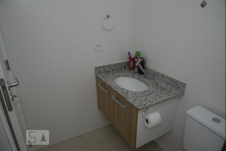 Apartamento à venda com 68m², 2 quartos e 1 vagaBanheiro Social
