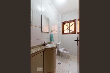 Casa à venda com 183m², 3 quartos e 2 vagasLavabo