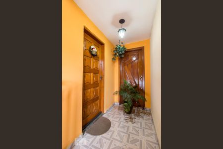 Casa à venda com 183m², 3 quartos e 2 vagasEntrada da casa