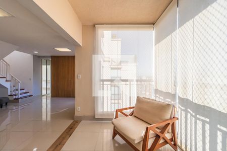 Apartamento à venda com 2 quartos, 178m² em Jardim Tupanci, Barueri