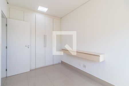 Apartamento à venda com 2 quartos, 178m² em Jardim Tupanci, Barueri