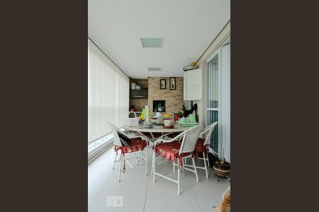 Apartamento à venda com 136m², 3 quartos e 2 vagasVaranda gourmet