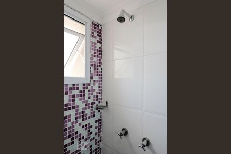 Apartamento à venda com 136m², 3 quartos e 2 vagasDetalhe do banheiro da suíte 1