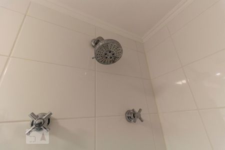 Apartamento à venda com 66m², 1 quarto e 1 vaga Apartamento à venda com 66m², 1 quarto e 1 vagaChuveiro