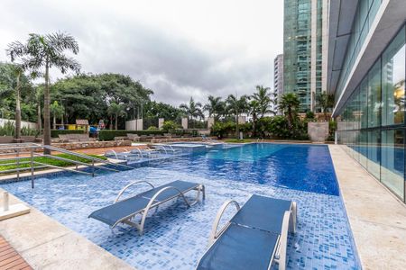 Apartamento à venda com 66m², 1 quarto e 1 vaga Apartamento à venda com 66m², 1 quarto e 1 vagaÁrea comum - Piscina