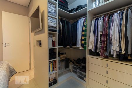 Apartamento à venda com 66m², 1 quarto e 1 vaga Apartamento à venda com 66m², 1 quarto e 1 vagaCloset do quarto 1