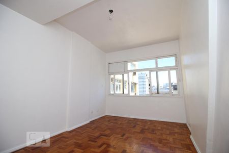 Sala de kitnet/studio para alugar com 1 quarto, 32m² em Flamengo, Rio de Janeiro