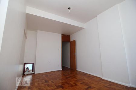 Sala de kitnet/studio para alugar com 1 quarto, 32m² em Flamengo, Rio de Janeiro