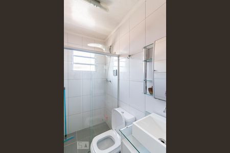Banheiro de casa à venda com 5 quartos, 500m² em Conjunto Residencial Sitio Oratório, São Paulo