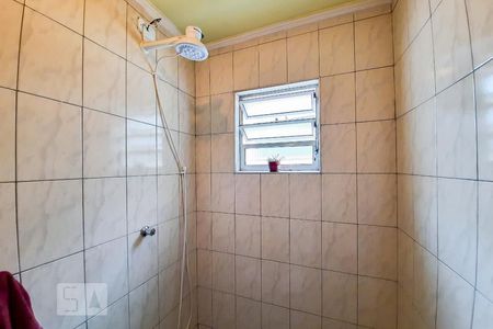 Casa à venda com 220m², 4 quartos e 2 vagas Casa à venda com 220m², 4 quartos e 2 vagasBanheiro 1