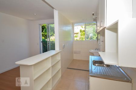 Apartamento para alugar com 50m², 2 quartos e 1 vaga Apartamento para alugar com 50m², 2 quartos e 1 vagaCozinha e Área de Serviço