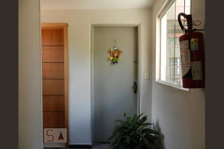 Apartamento à venda com 47m², 2 quartos e 1 vagaHall 
