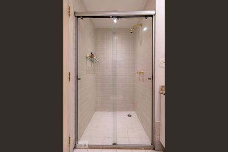 Apartamento à venda com 68m², 1 quarto e 1 vagaBanheiro