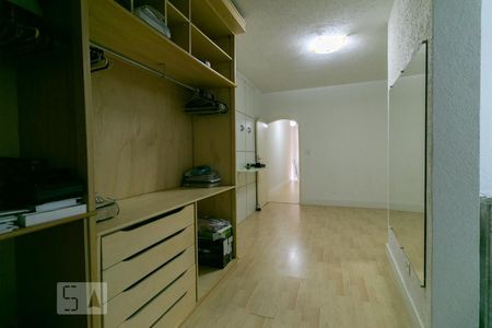 Casa para alugar com 310m², 3 quartos e 2 vagasSuíte