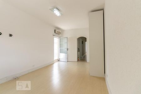 Casa para alugar com 310m², 3 quartos e 2 vagasQuarto 3