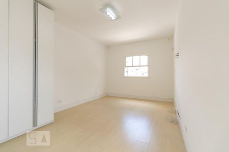 Casa para alugar com 310m², 3 quartos e 2 vagasQuarto 3