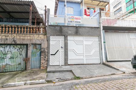 Casa para alugar com 310m², 3 quartos e 2 vagasFachada