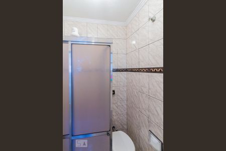 Casa à venda com 200m², 5 quartos e 2 vagas Casa à venda com 200m², 5 quartos e 2 vagasDetalhe banheiro