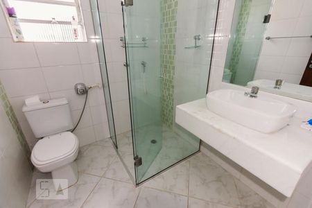 Banheiro de casa à venda com 1 quarto, 180m² em Lapa, São Paulo