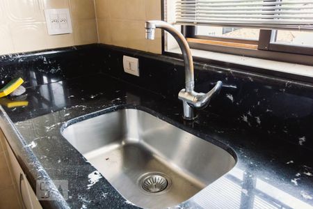 Casa à venda com 180m², 1 quarto e 2 vagasCozinha Pia