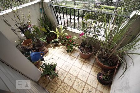 Apartamento à venda com 57m², 2 quartos e 1 vagaVaranda